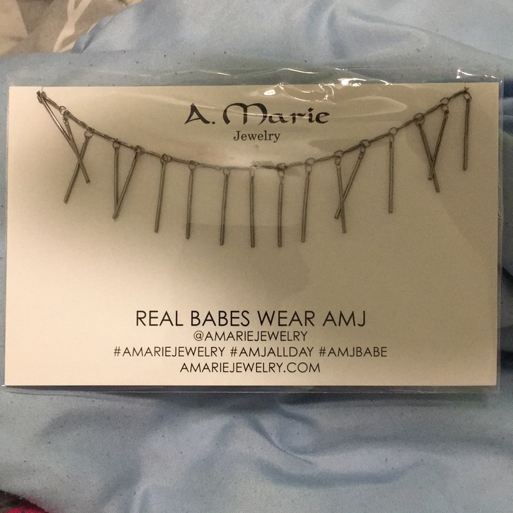 Necklace/ Choker